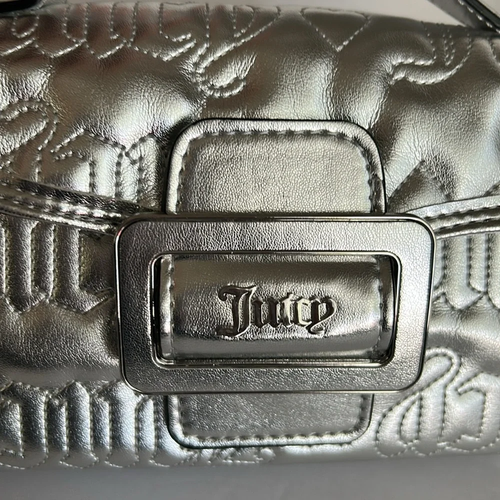 Juicy Couture Made You Look Lovely Silver Flap Hand Crossbody Purse Bag